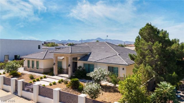 3041 East Serene Avenue, Henderson, NV 89074