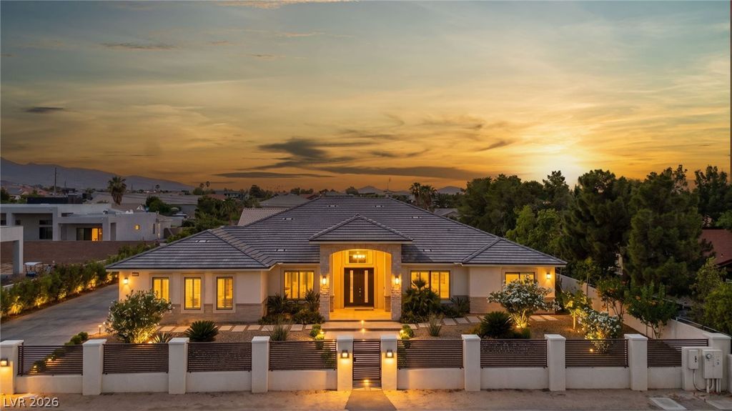 3041 East Serene Avenue, Henderson, NV 89074