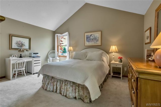34 5th Avenue, Amherst, NY 14221