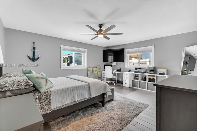 22330 SW 65th Avenue, Boca Raton, FL 33428