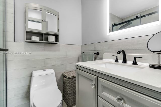 22330 SW 65th Avenue, Boca Raton, FL 33428