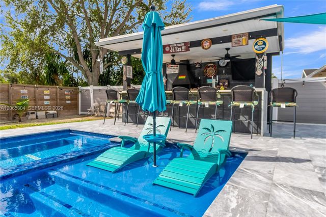 22330 SW 65th Avenue, Boca Raton, FL 33428