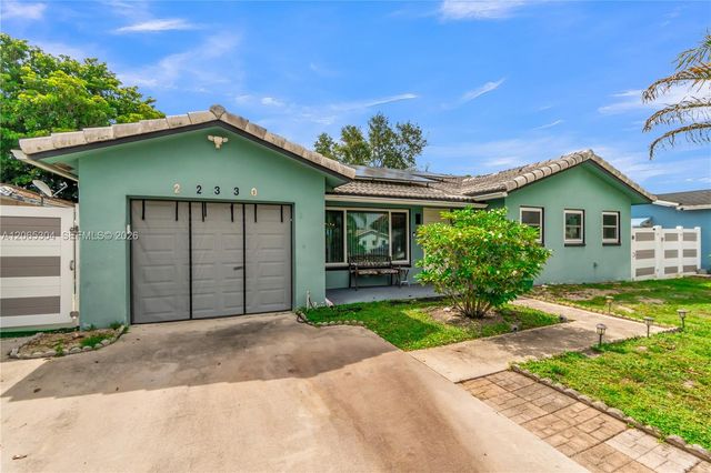 22330 SW 65th Avenue, Boca Raton, FL 33428