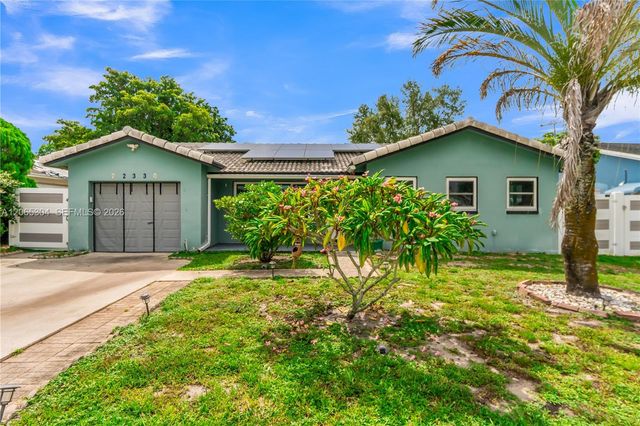 22330 SW 65th Avenue, Boca Raton, FL 33428