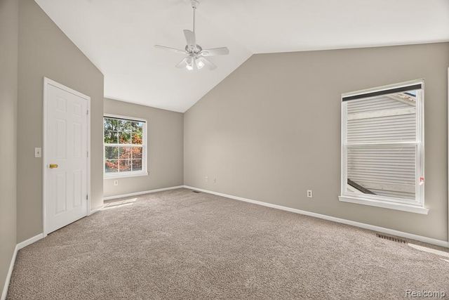 35026 Pennington Drive, Farmington Hills, MI 48335