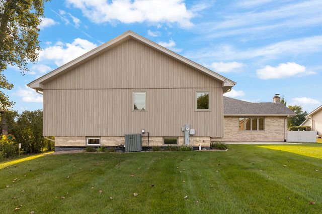 17349 Grange Drive, Orland Park, IL 60467