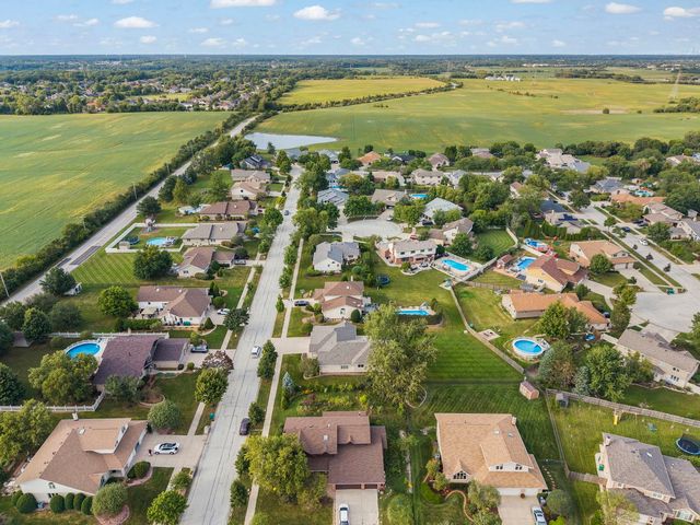 17349 Grange Drive, Orland Park, IL 60467