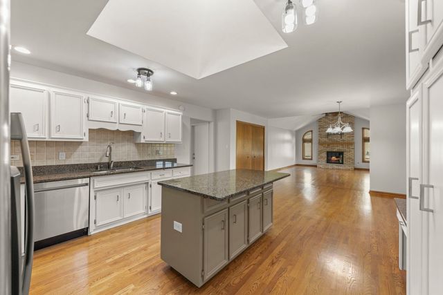 17349 Grange Drive, Orland Park, IL 60467