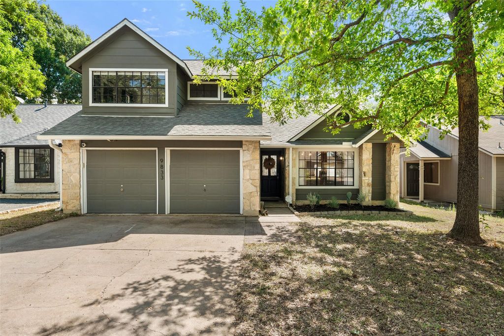 9833 Briar Ridge DR, Austin, TX 78748