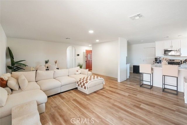 7648 Jimson, California City, CA 93505