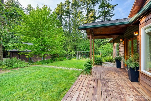 42 Tarte Road, Friday Harbor, WA 98250