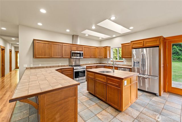 42 Tarte Road, Friday Harbor, WA 98250