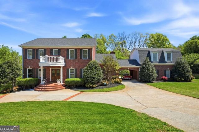 242 N Cloudland Road, Dahlonega, GA 30533