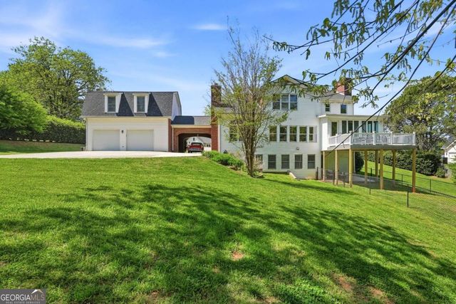 242 N Cloudland Road, Dahlonega, GA 30533