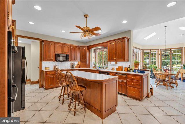 9 BRADFORD CT, Medford, NJ 08055