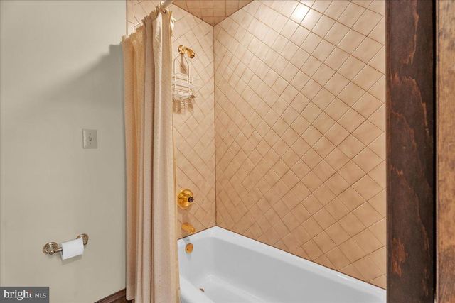 9 BRADFORD CT, Medford, NJ 08055