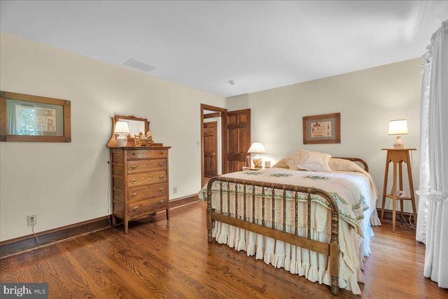9 BRADFORD CT, Medford, NJ 08055