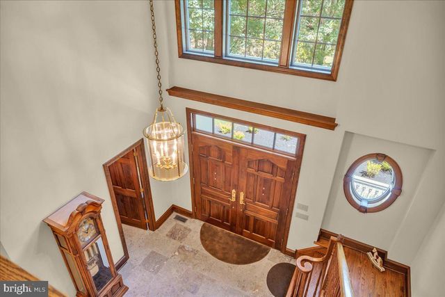 9 BRADFORD CT, Medford, NJ 08055