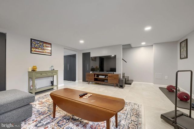1639 COTTAGE, Towson, MD 21286