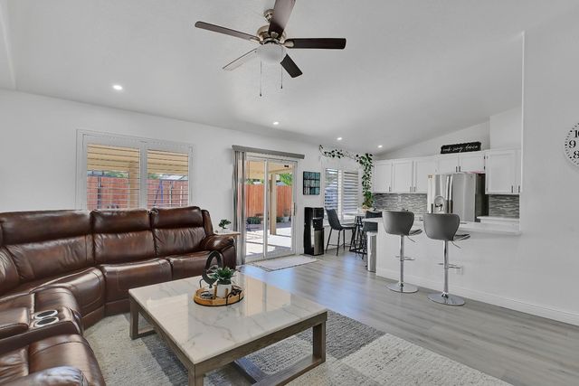 2024 Aaron Dr, Yuba City, CA 95993