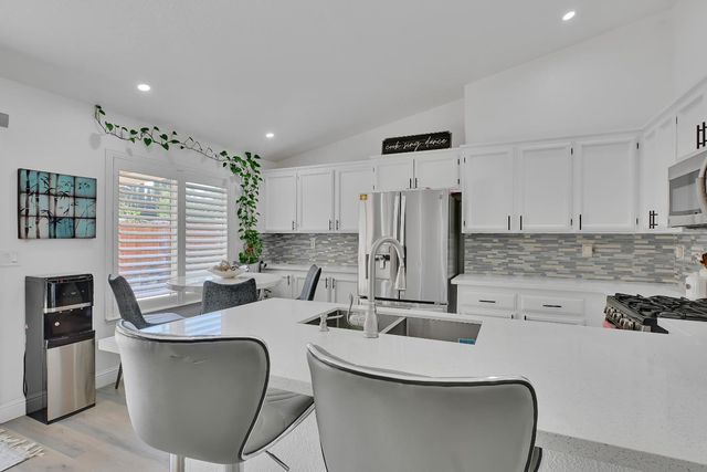 2024 Aaron Dr, Yuba City, CA 95993