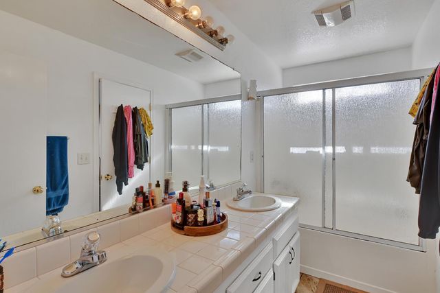 2024 Aaron Dr, Yuba City, CA 95993