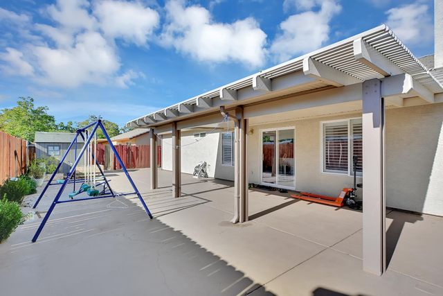 2024 Aaron Dr, Yuba City, CA 95993