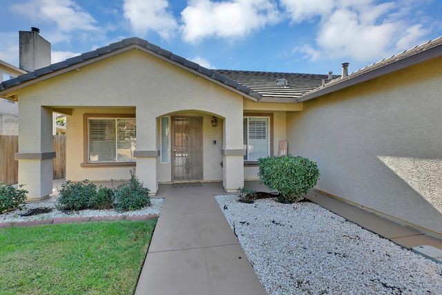 2024 Aaron Dr, Yuba City, CA 95993