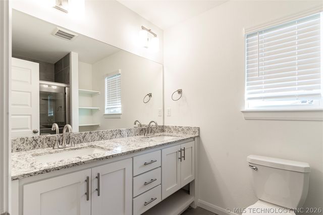 27113 E 109th Street S, Coweta, OK 74429