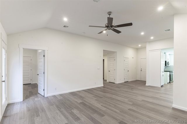 27113 E 109th Street S, Coweta, OK 74429