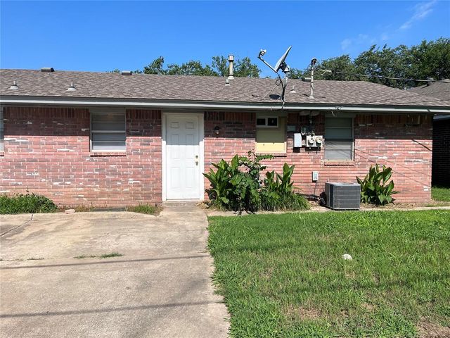 829 Russell Circle, Norman, OK 73071