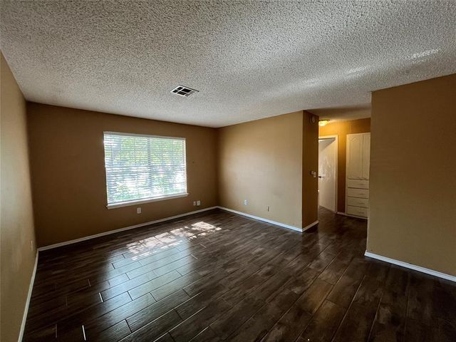 829 Russell Circle, Norman, OK 73071