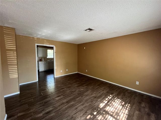 829 Russell Circle, Norman, OK 73071