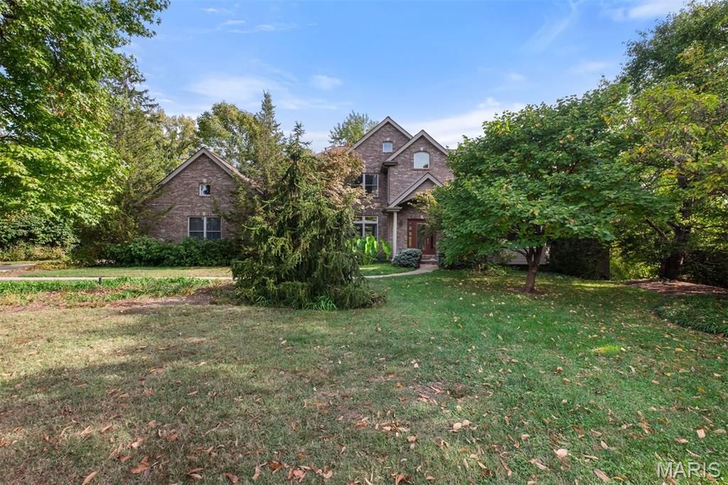 21 Ramsgate Drive, Olivette, MO 63132