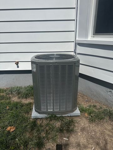 26 N Cannonball Trail, Bristol, IL 60512