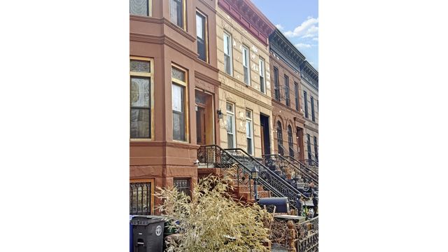 916 PUTNAM Avenue, New York City, NY 11221