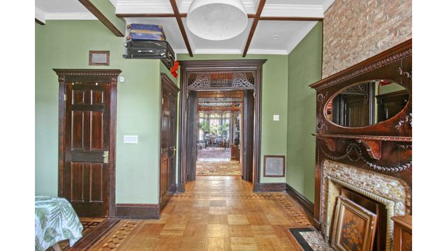 916 PUTNAM Avenue, New York City, NY 11221