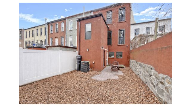 916 PUTNAM Avenue, New York City, NY 11221