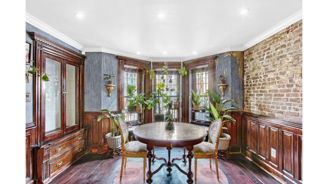 916 PUTNAM Avenue, New York City, NY 11221