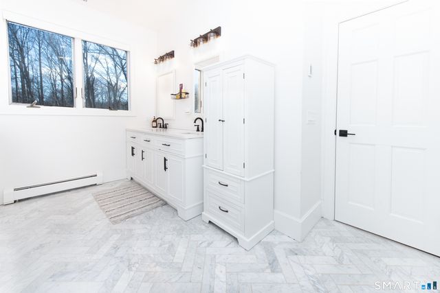 35 Golden Hill Lane, Shelton, CT 06484