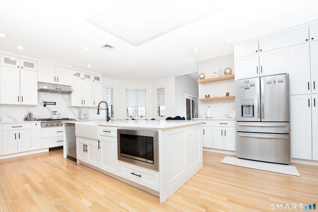 35 Golden Hill Lane, Shelton, CT 06484