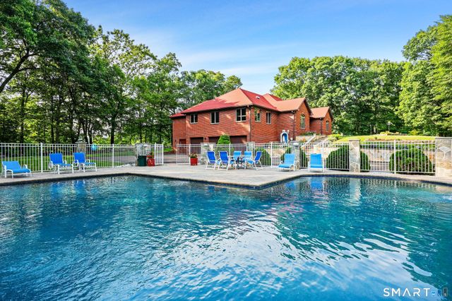 35 Golden Hill Lane, Shelton, CT 06484