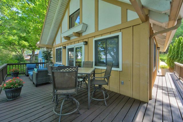 6126 Overlook Drive, Mcfarland, WI 53558