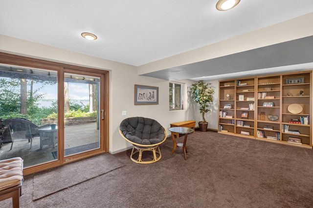 6126 Overlook Drive, Mcfarland, WI 53558