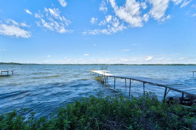 6126 Overlook Drive, Mcfarland, WI 53558
