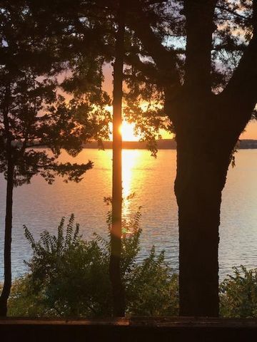 6126 Overlook Drive, Mcfarland, WI 53558