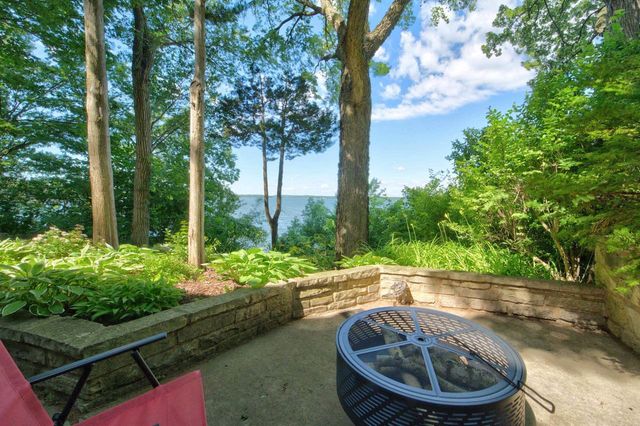 6126 Overlook Drive, Mcfarland, WI 53558