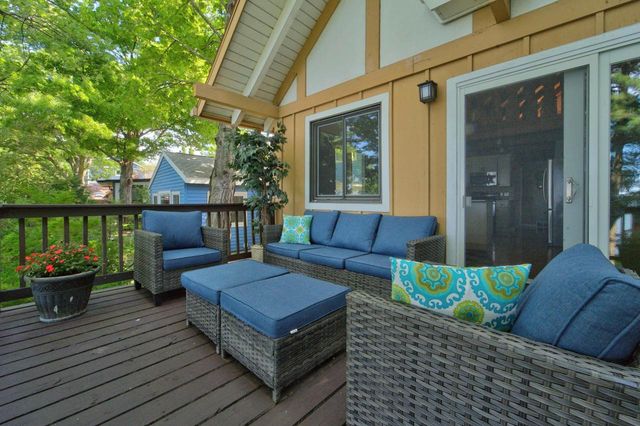 6126 Overlook Drive, Mcfarland, WI 53558
