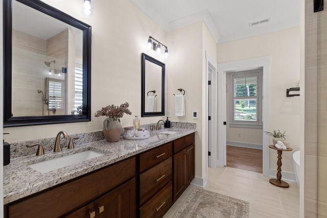 5070 Virginia Pine Road, Signal Mountain, TN 37377
