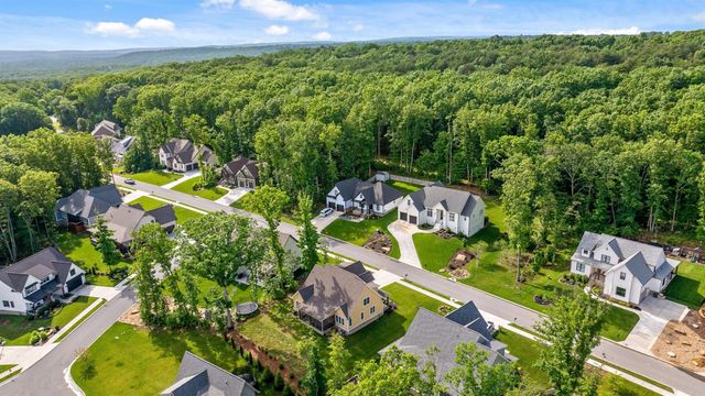 5070 Virginia Pine Road, Signal Mountain, TN 37377